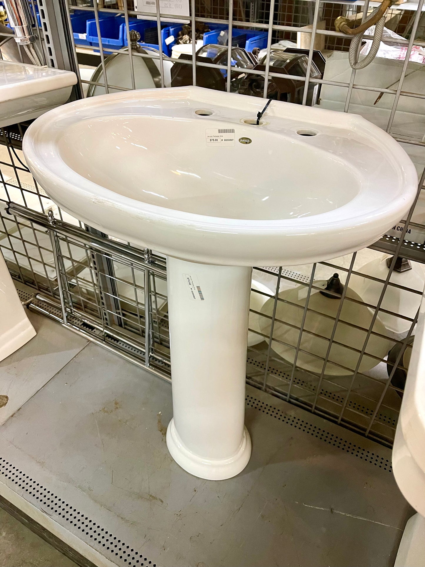 Jacuzzi Pedestal Sink