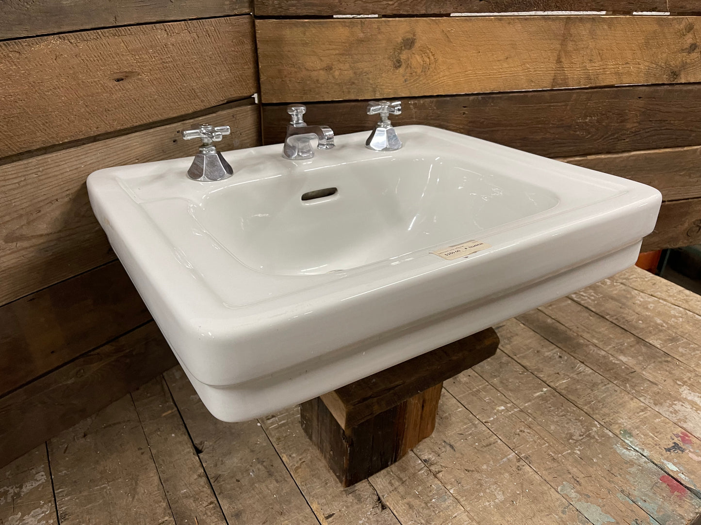 Standard Wall Mount Sink with Legs