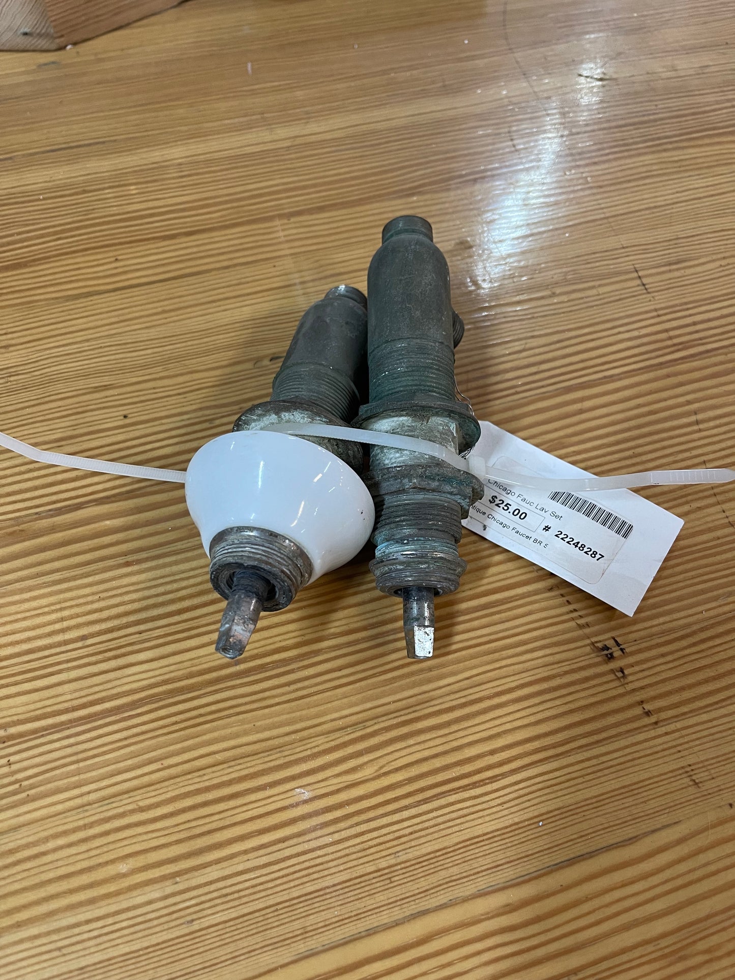 Chicago Faucet Set