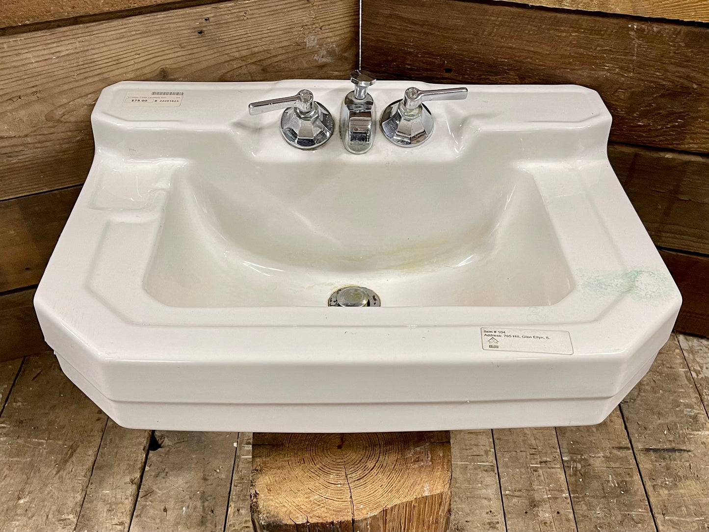 Case Wall Mount Sink