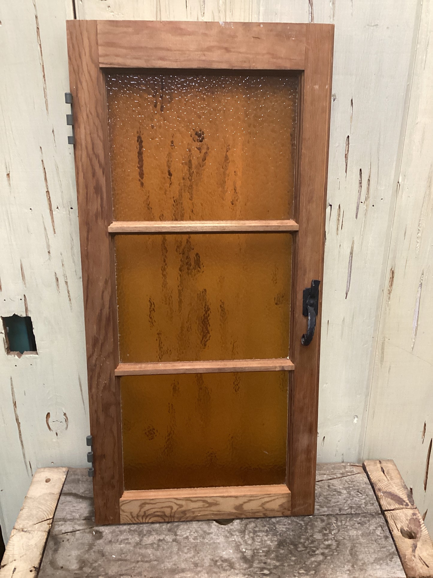 Vintage Amber Privacy Glass Windows