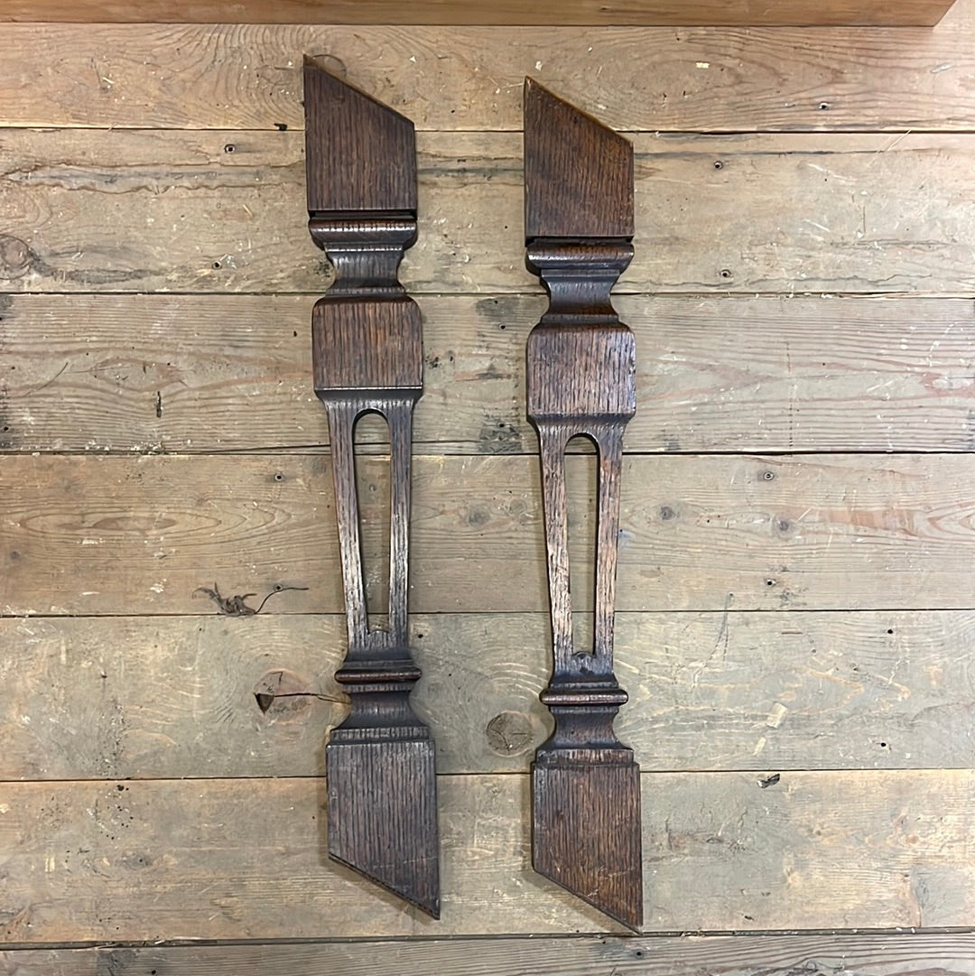 Early 1900s Oak Stairway Detail / Spindle
