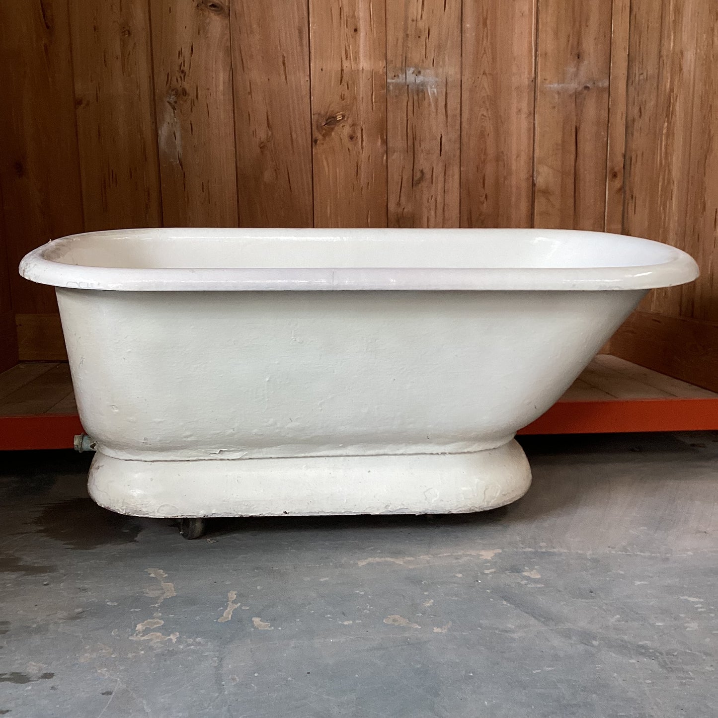 Antique Pedestal Tub