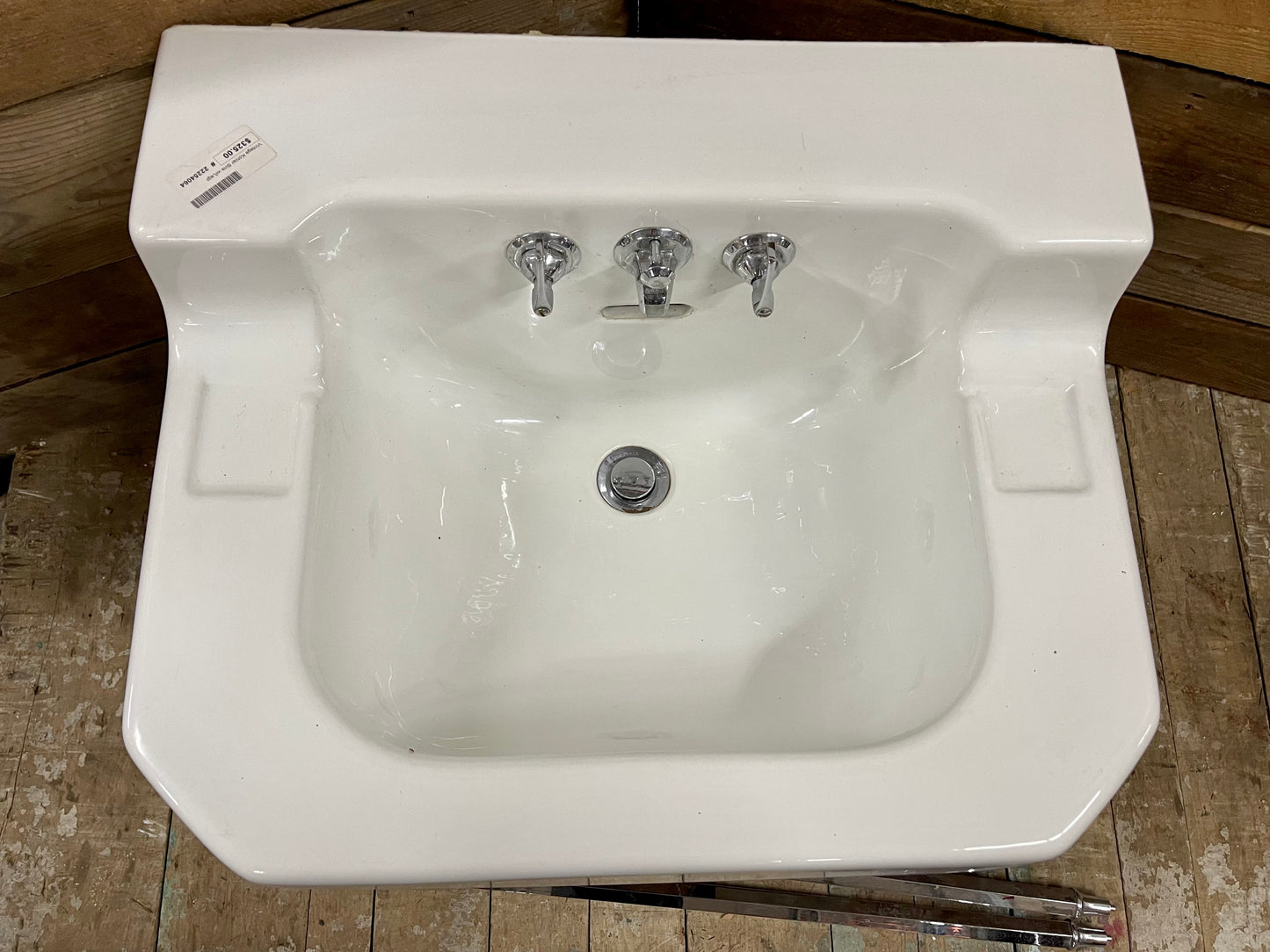Kohler Wall Mount Sink w/Legs