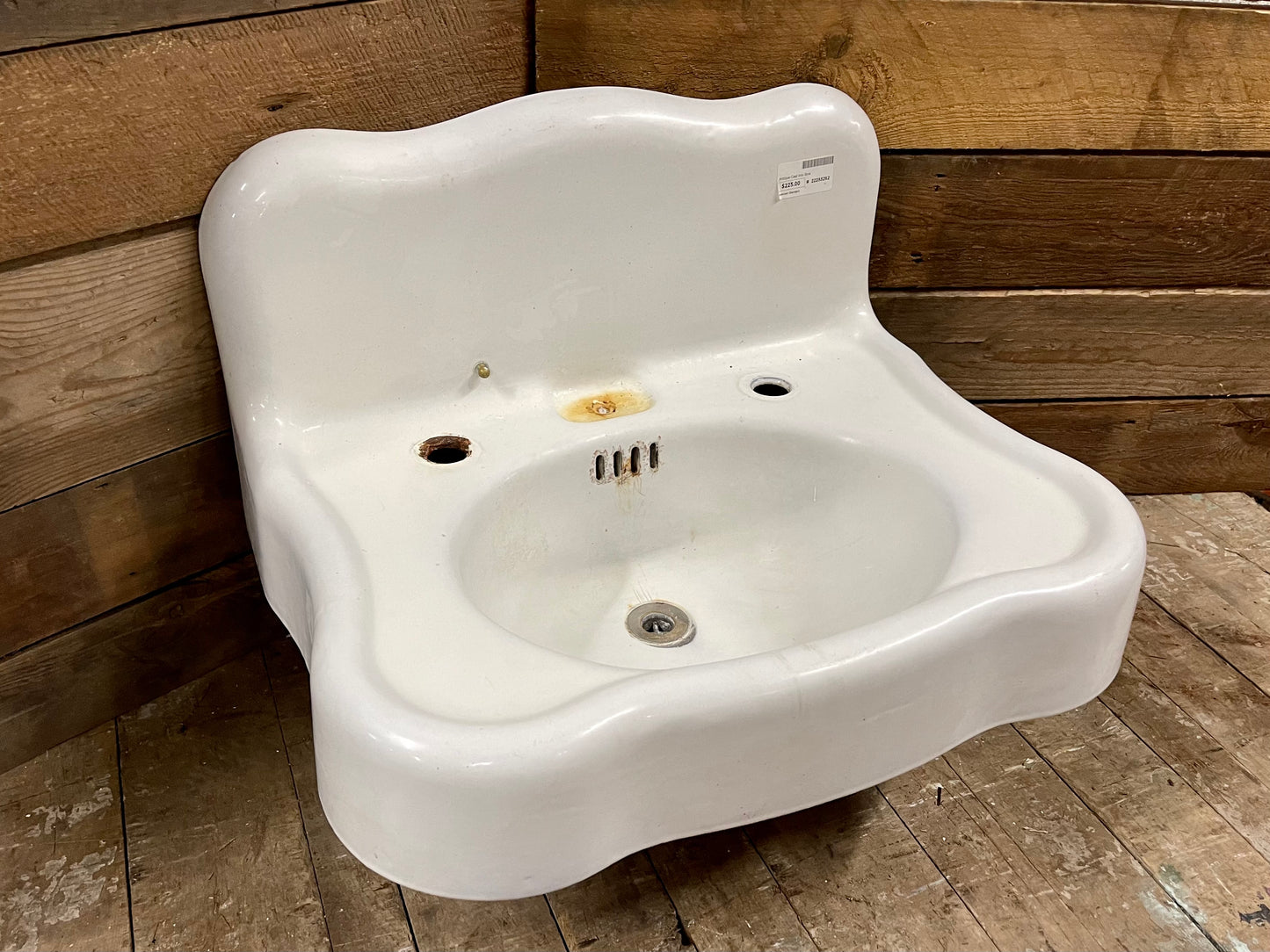 Antique Cast Iron Wall Mount Sink