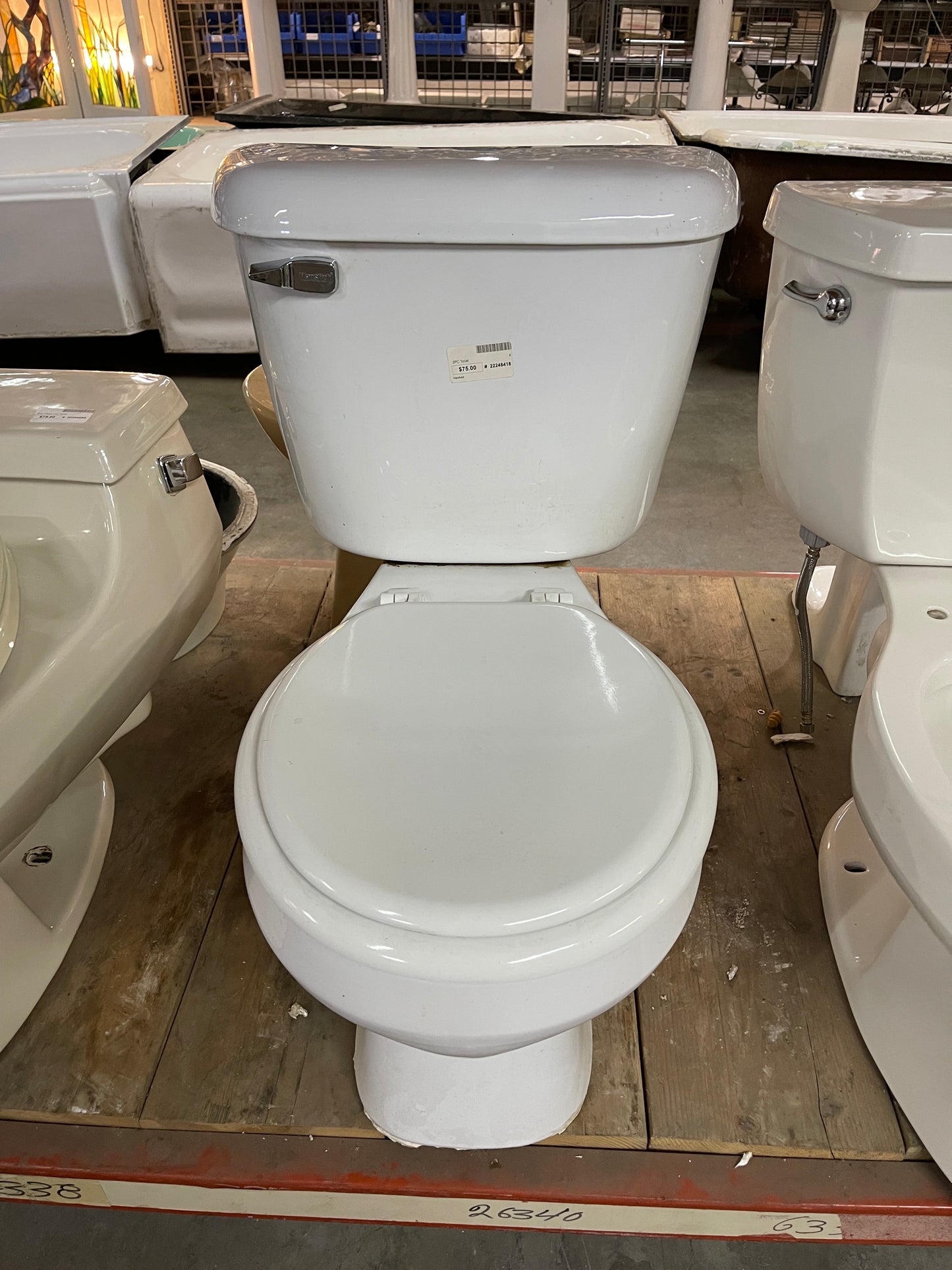 Mansfield Toilet