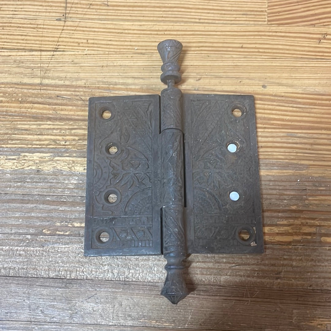 4 1/2” Ornate Hinge