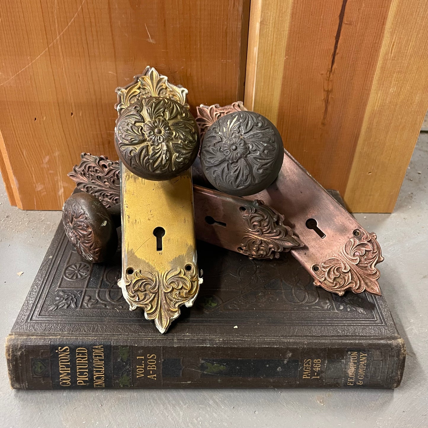 Antique Doorknob Set