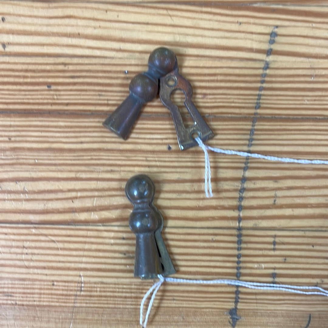 Antique Keyhole Escutcheon