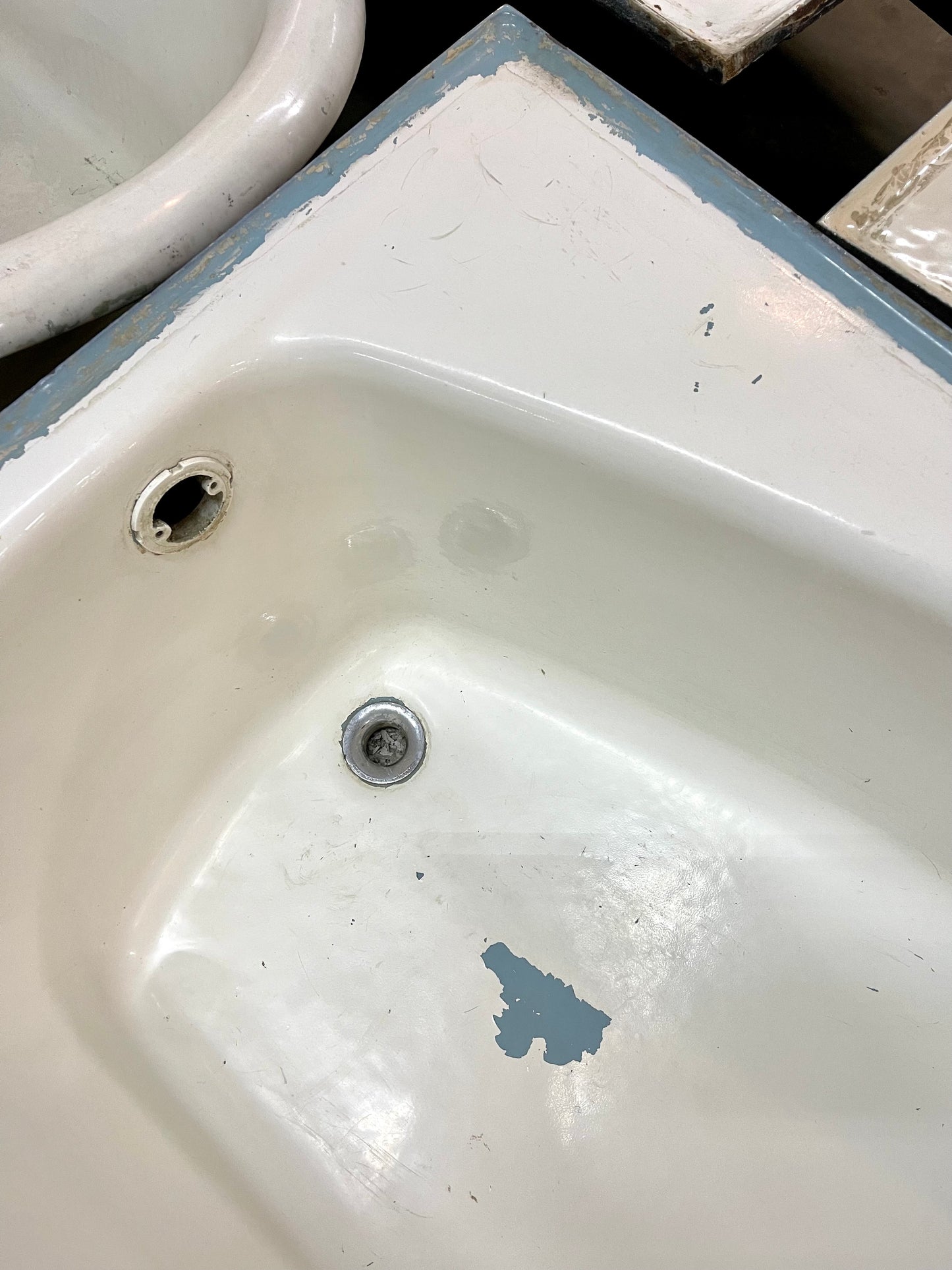 Cast Iron Apron Bathtub