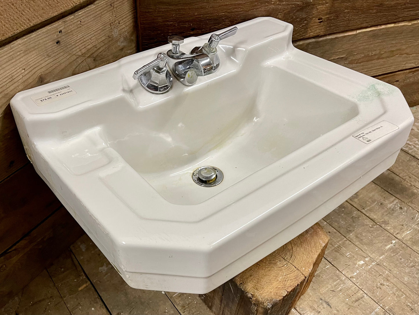 Case Wall Mount Sink