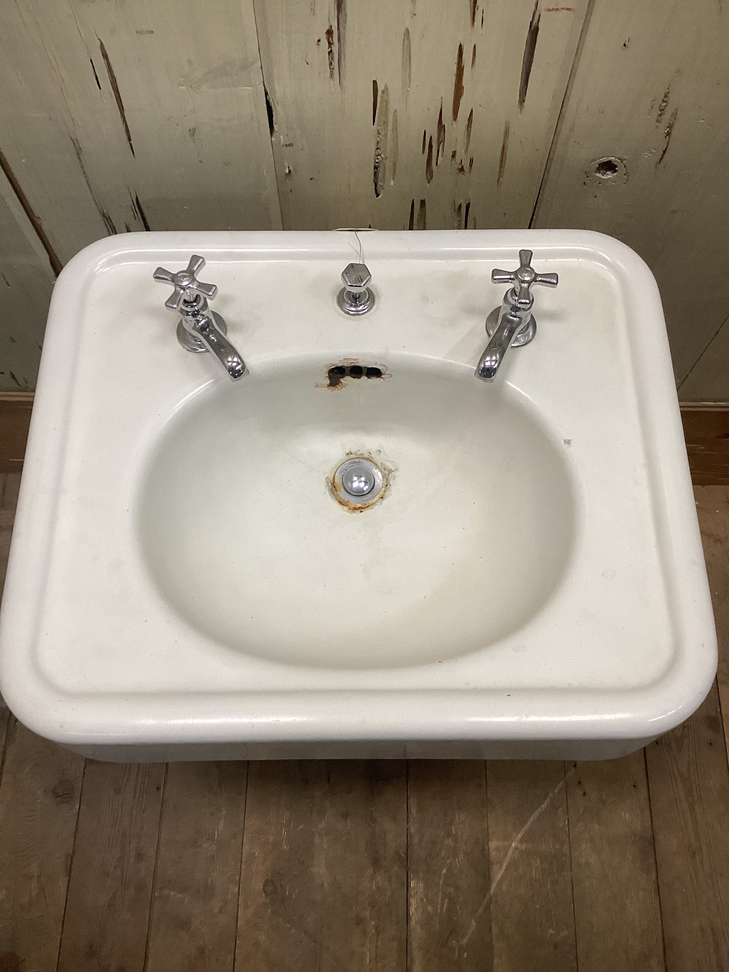 Antique Pedestal Sink