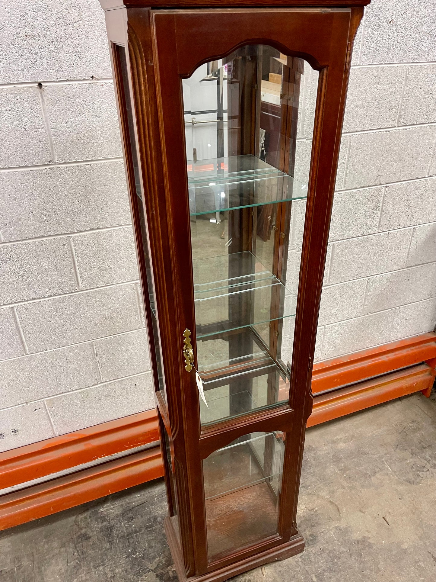 Vintage Pulaski Furniture Curio Cabinet