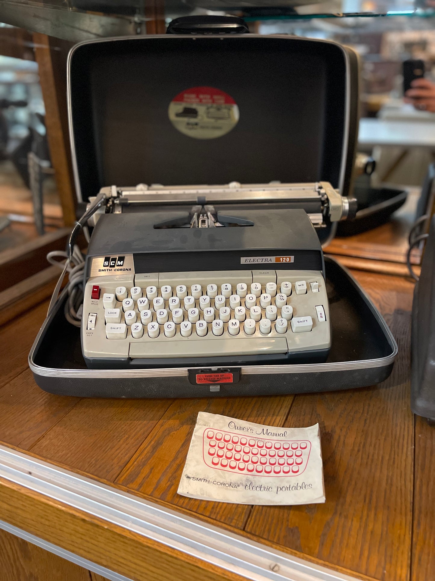 Electric Typwriter