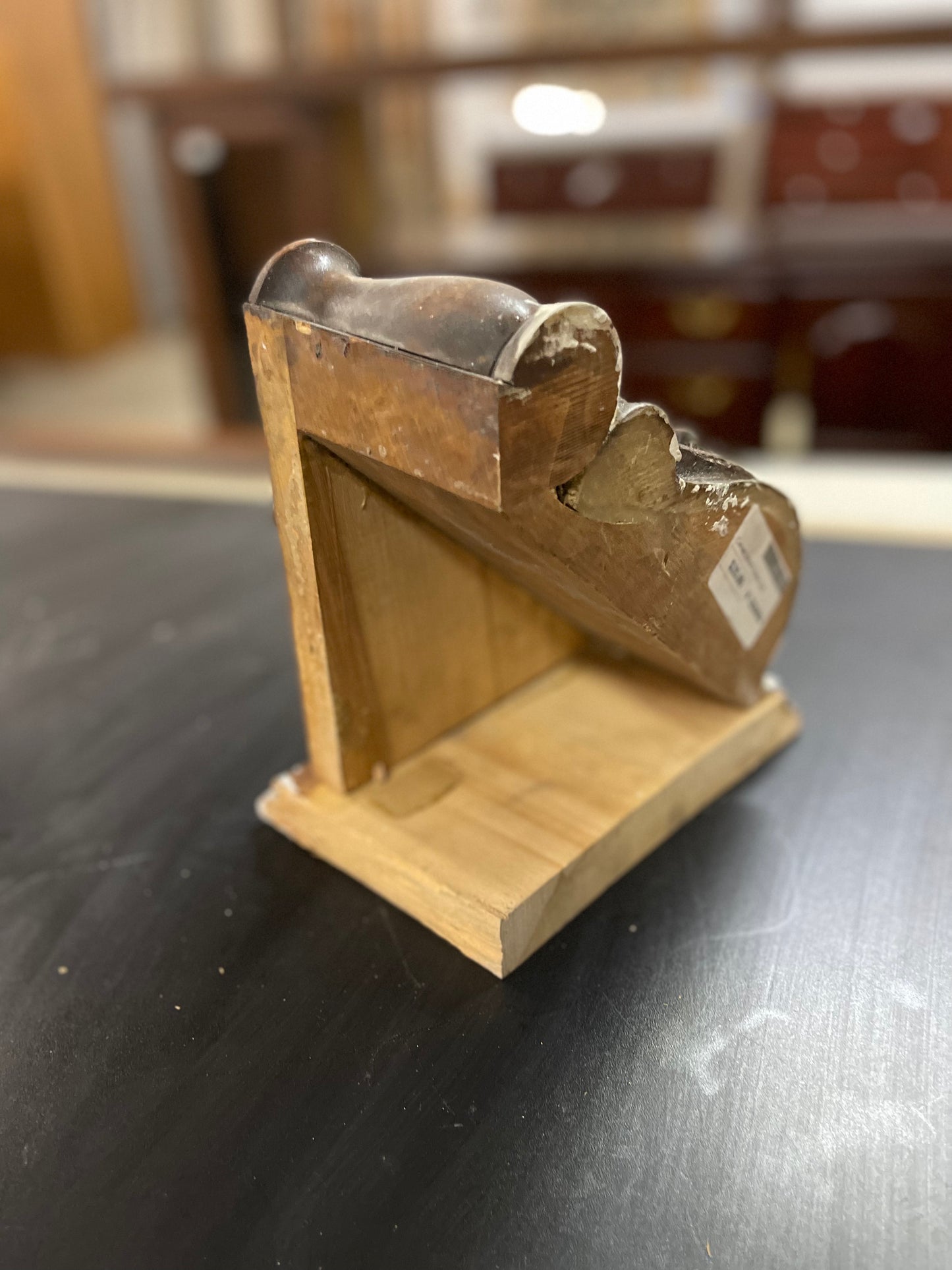 Carved Wood Corner Corbel