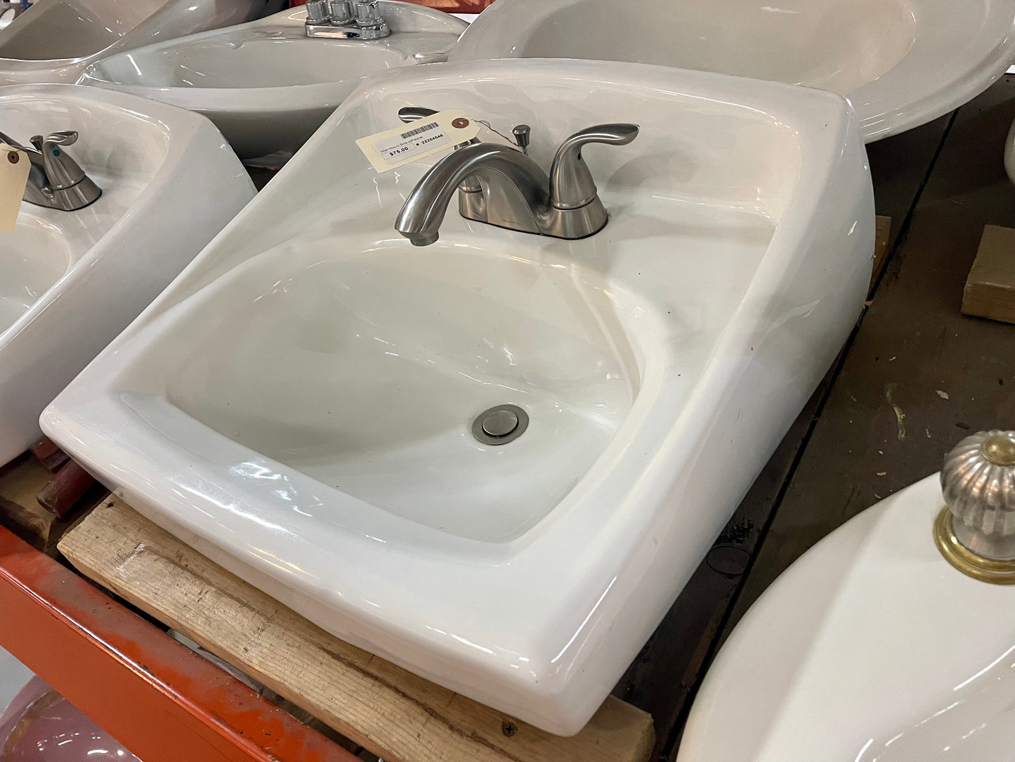 Wall Mount Sink