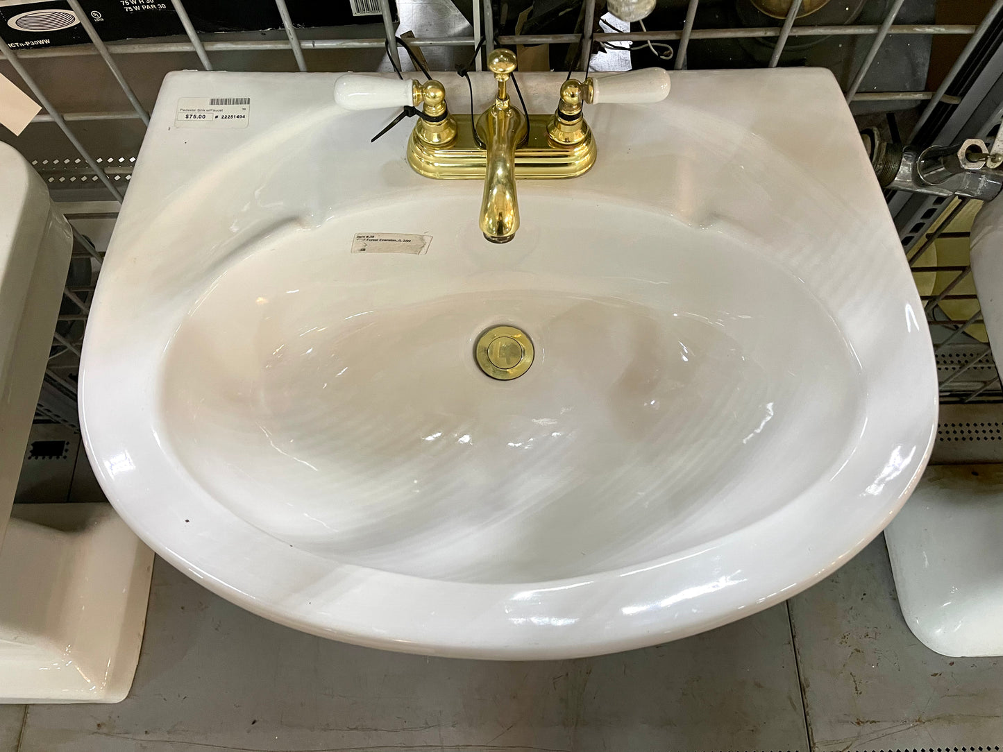 Pedestal Sink