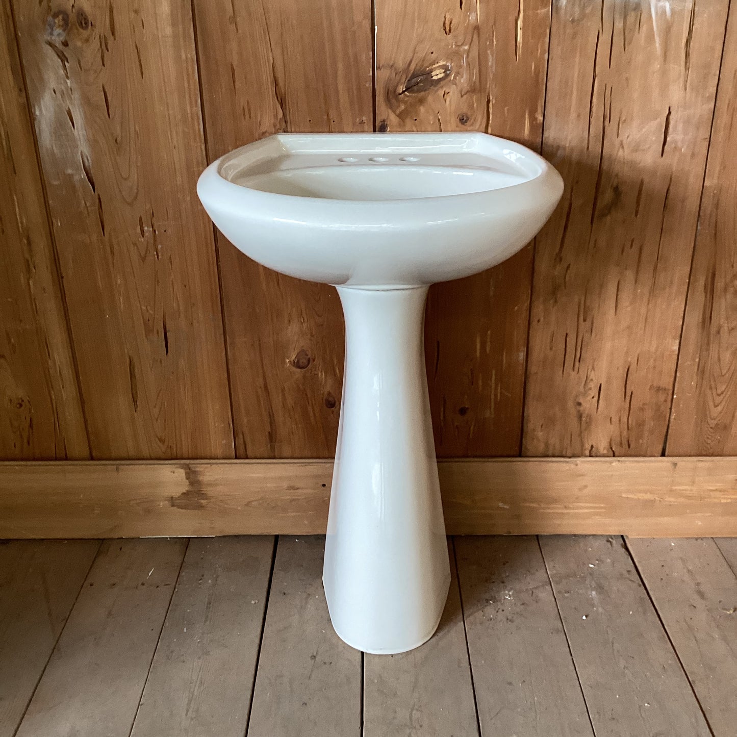 Pedestal Sink