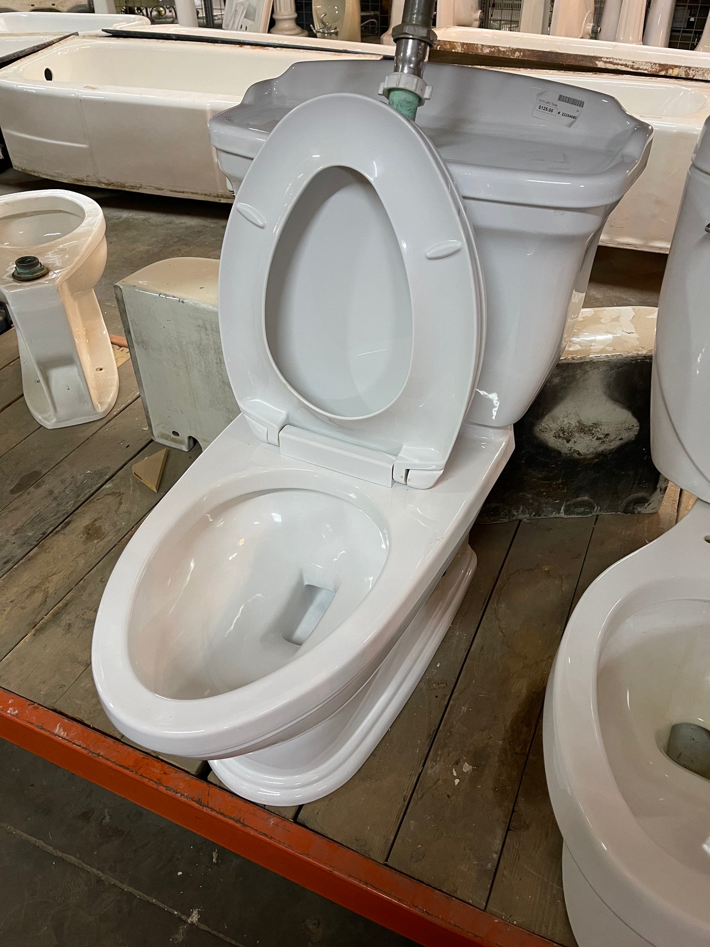 TOTO 2PC Toilet