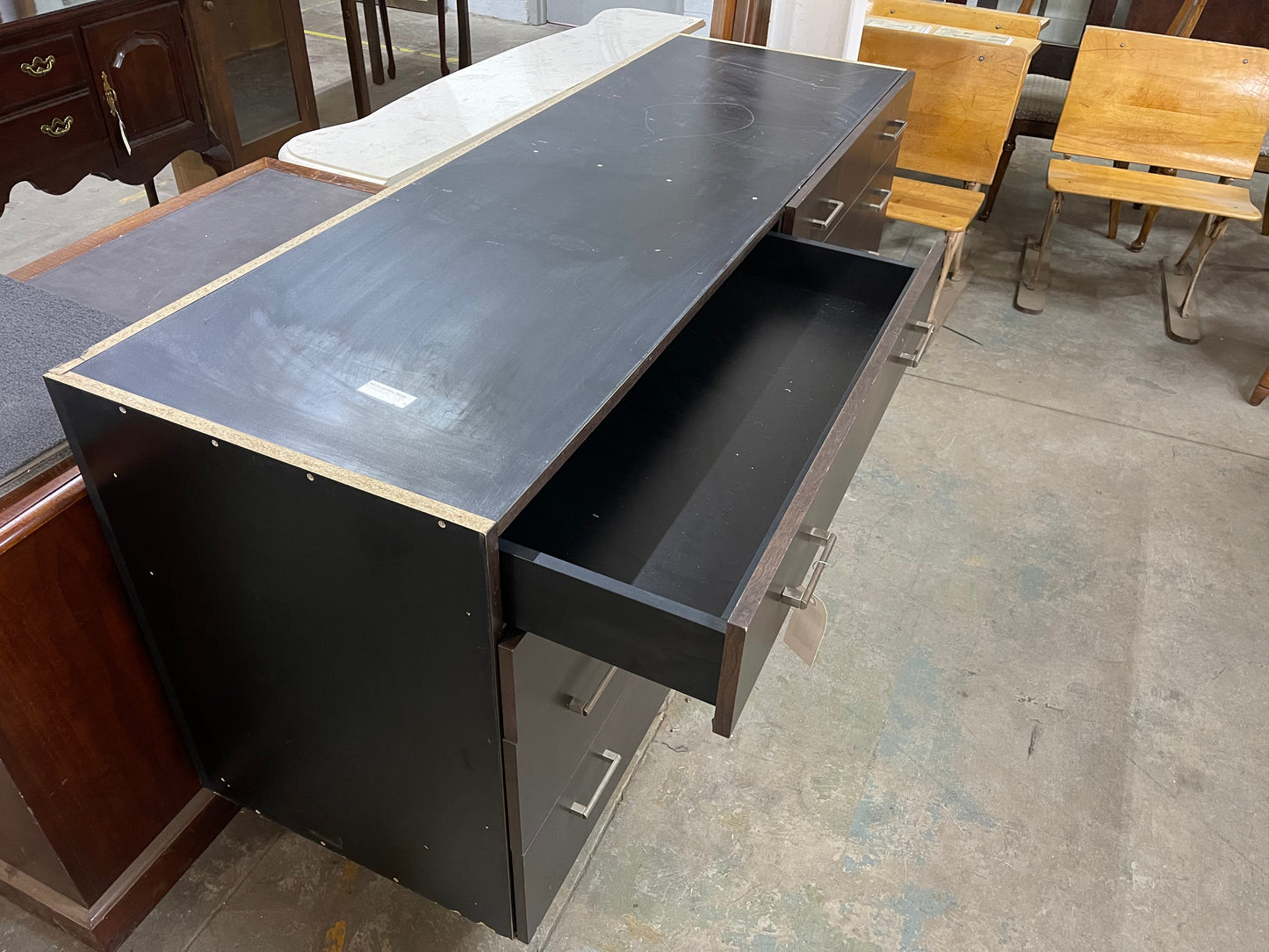 8 Drawer Dresser