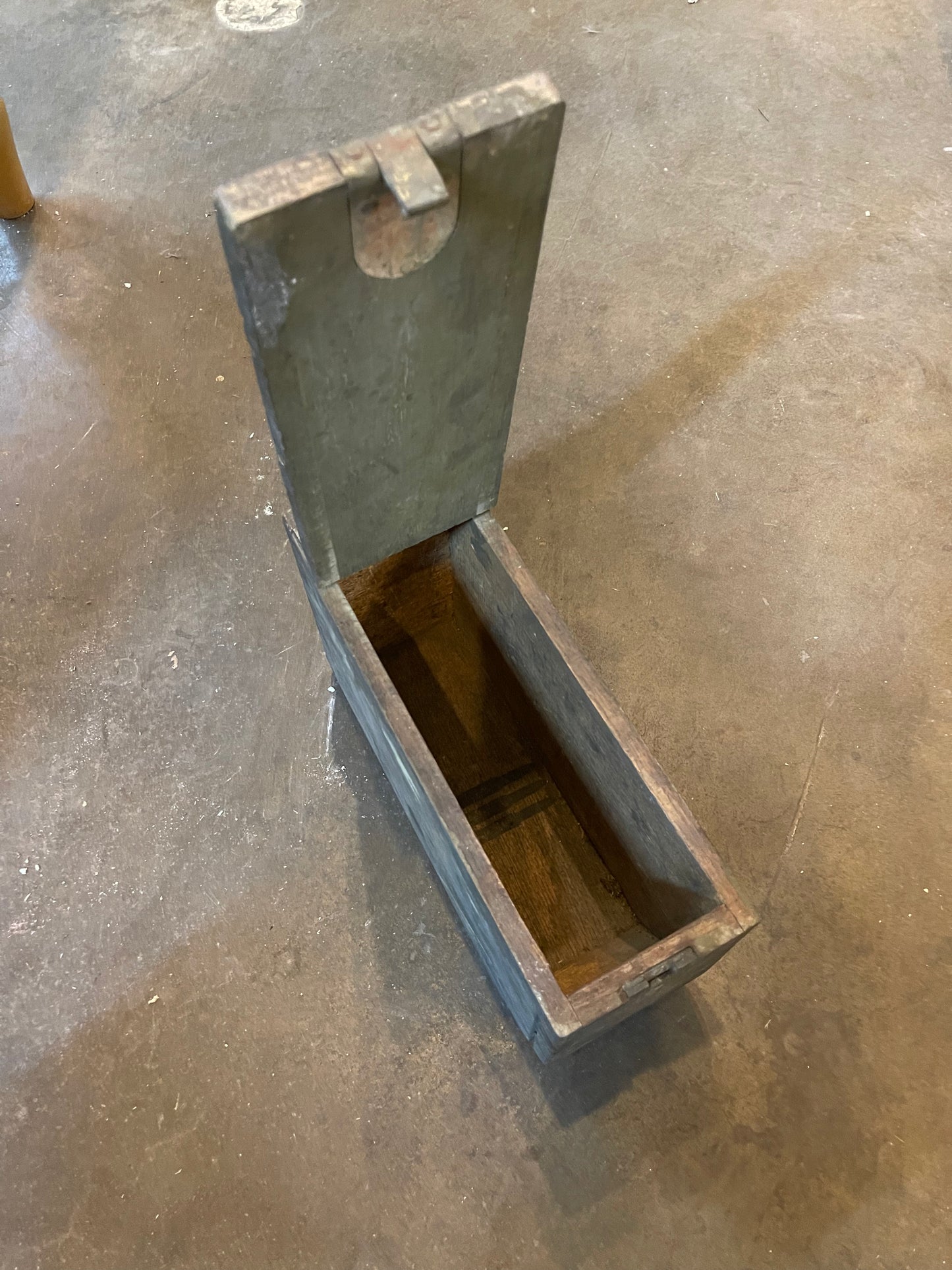 Pre-War M1917 Belted Ammo Chest
