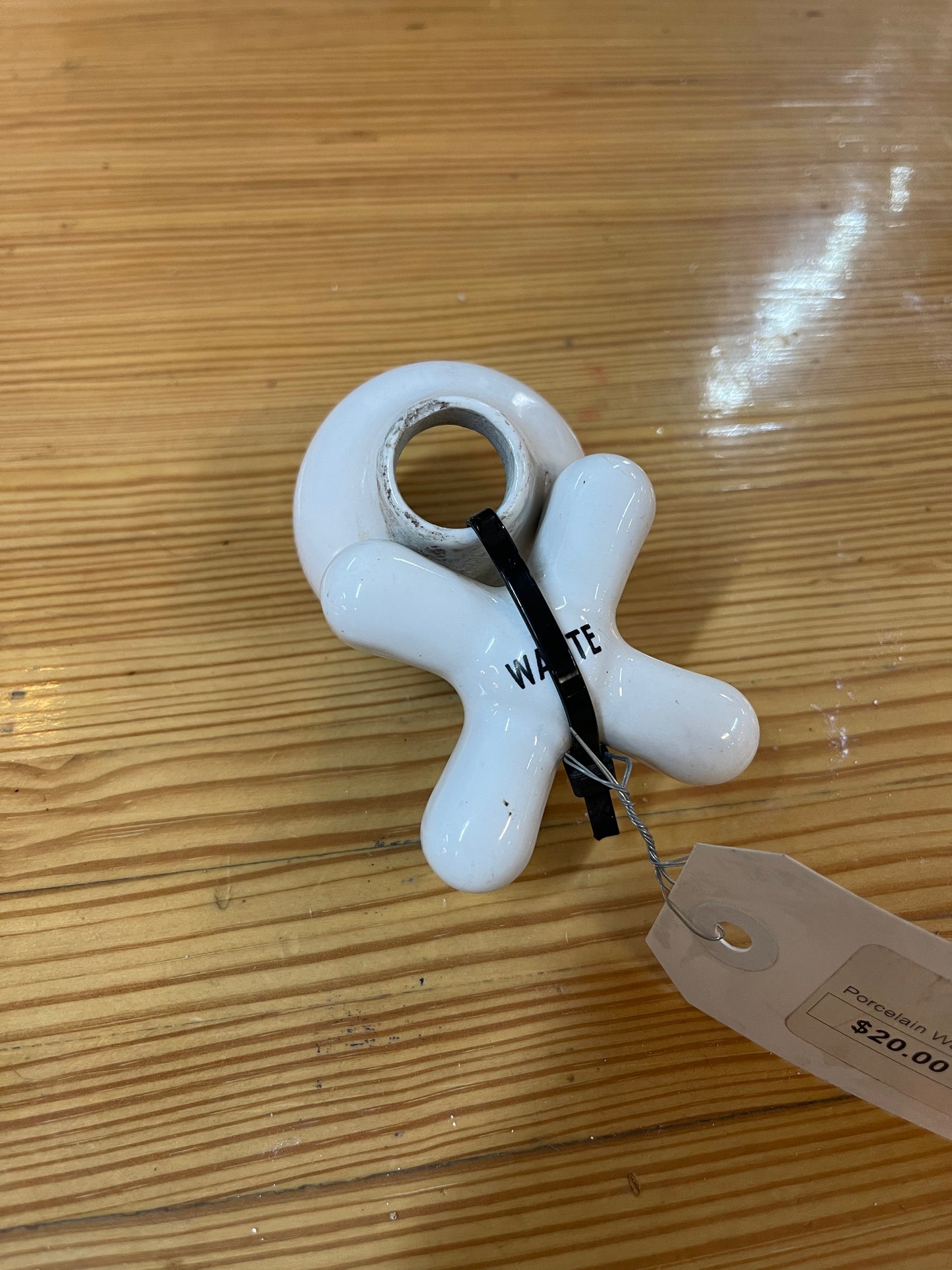 Porcelain Waste Handle and Escutcheon