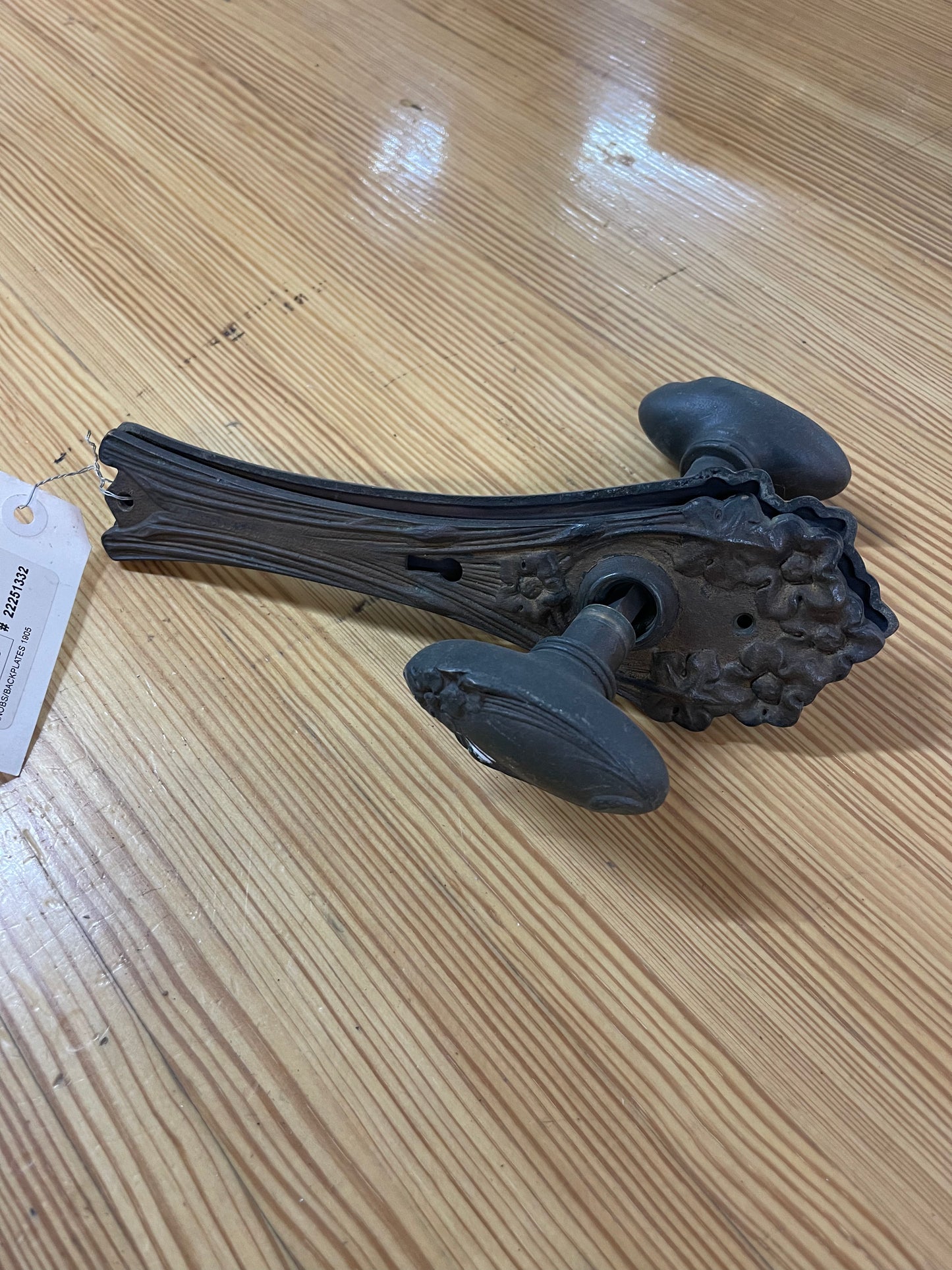 P&F Corbin Oval Door Knob Set