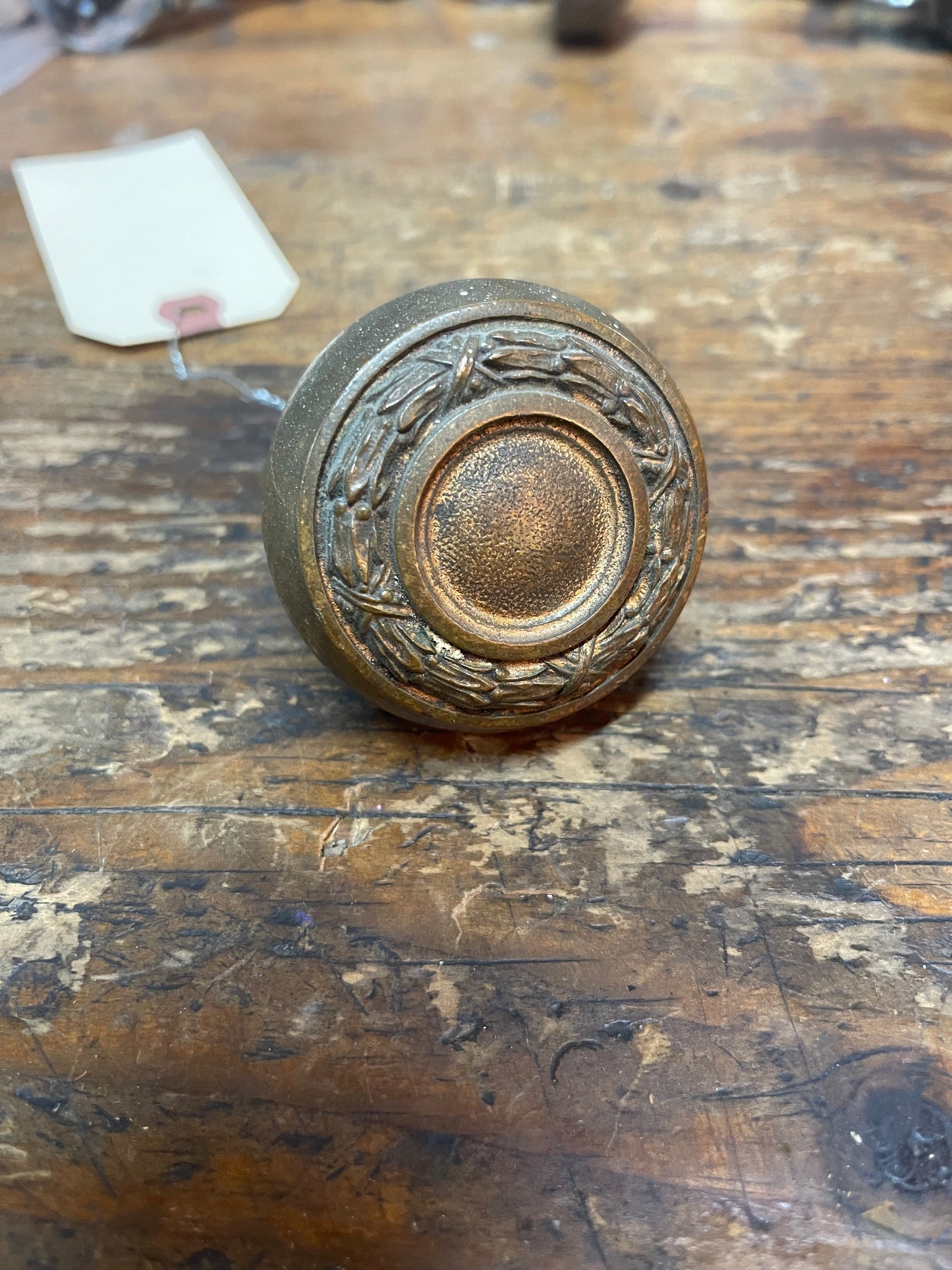 Antique Bronze Leonardo Knob