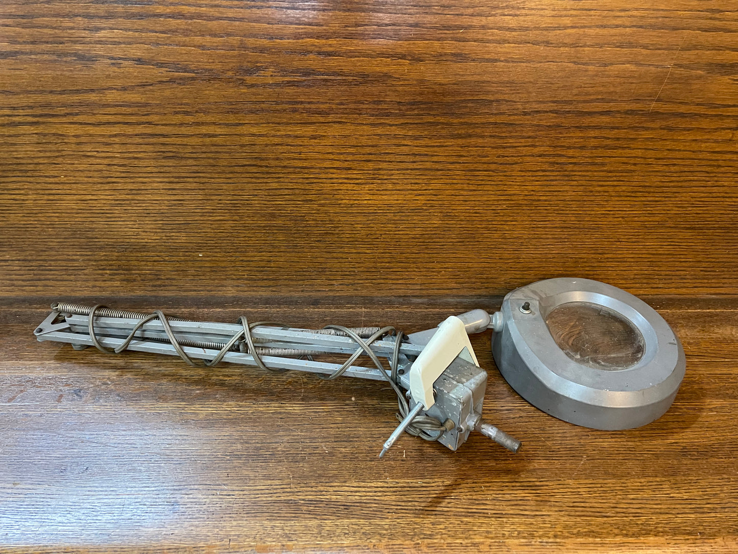 Vintage Lux O Magnifier Lamp