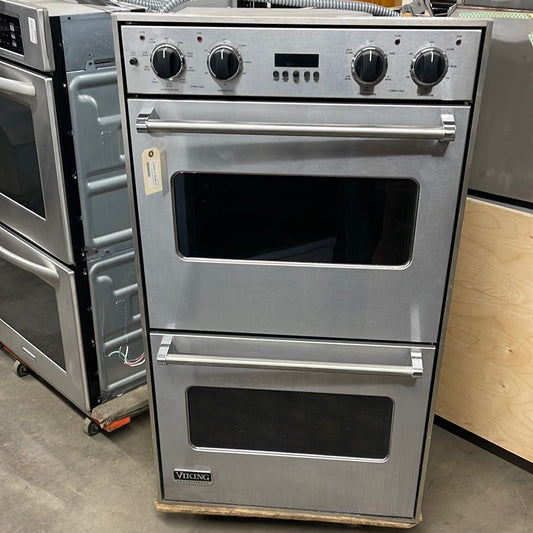 VIKING Double Wall Oven