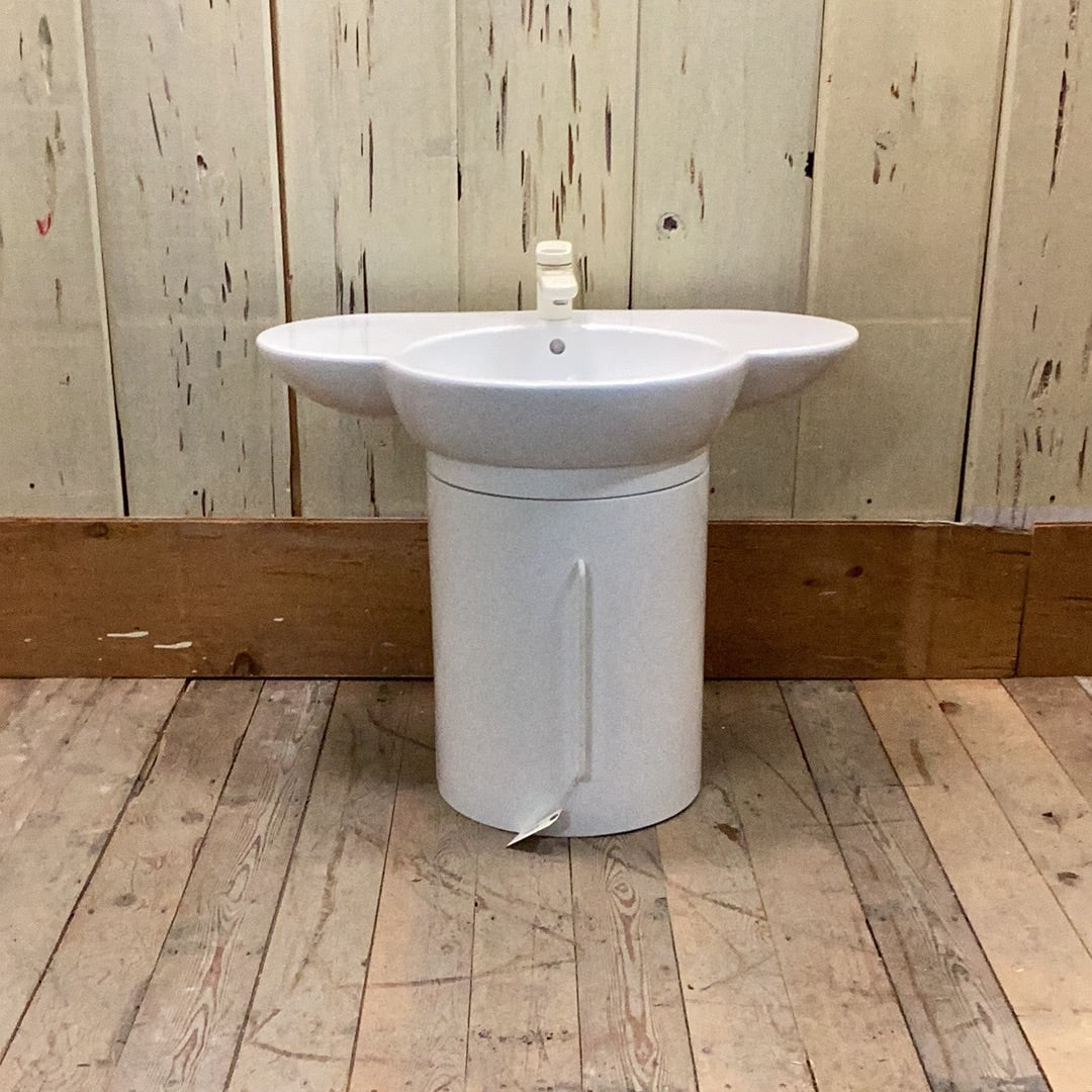 Floating White Lacquer Vanity With Sink