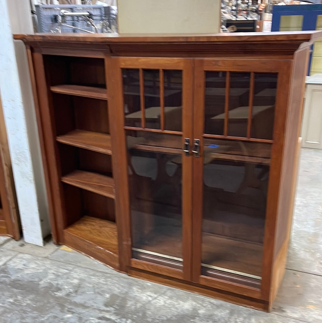 Built-in Cabinet and Shelf