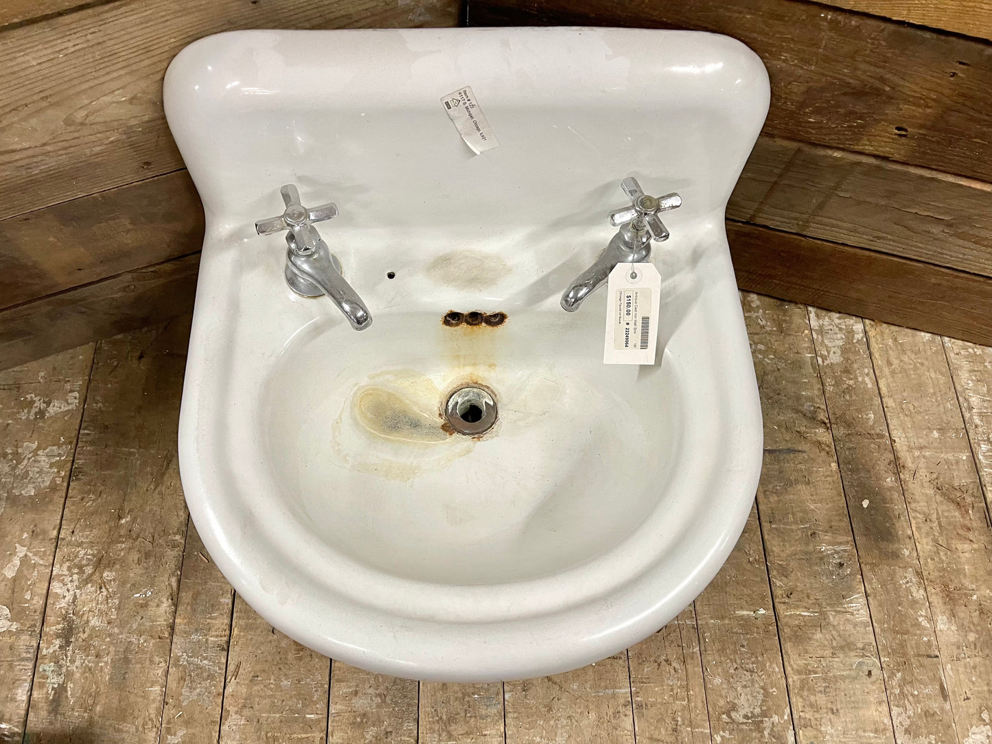 Antique Cast Iron Wall Mount Sink