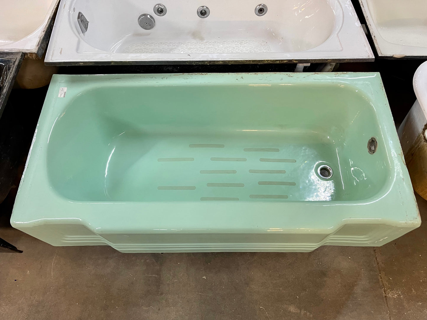 Vintage Apron Mint Green Bathtub