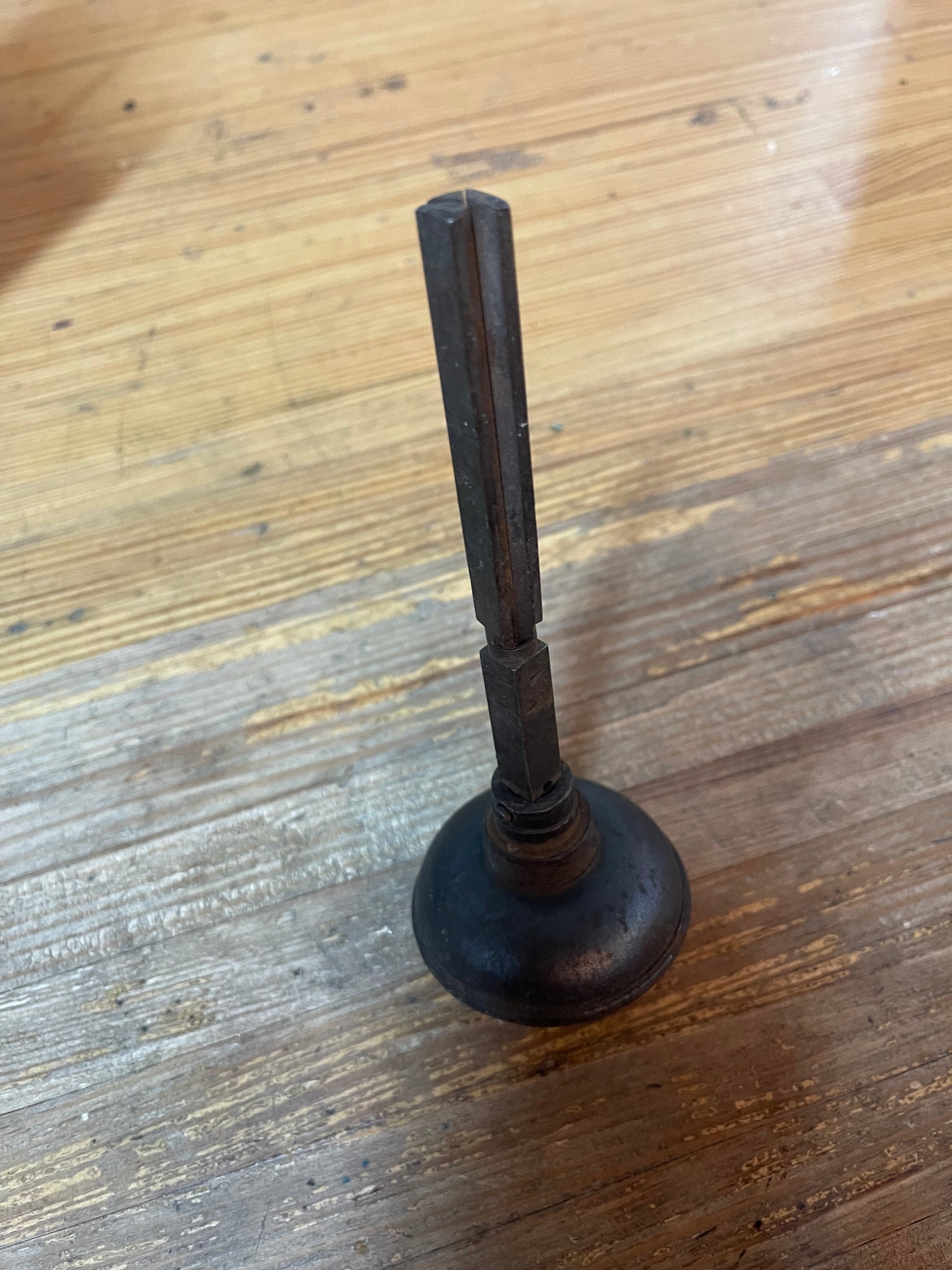 Brass Sargent Closet Door Knob – Reuse Depot, Inc.