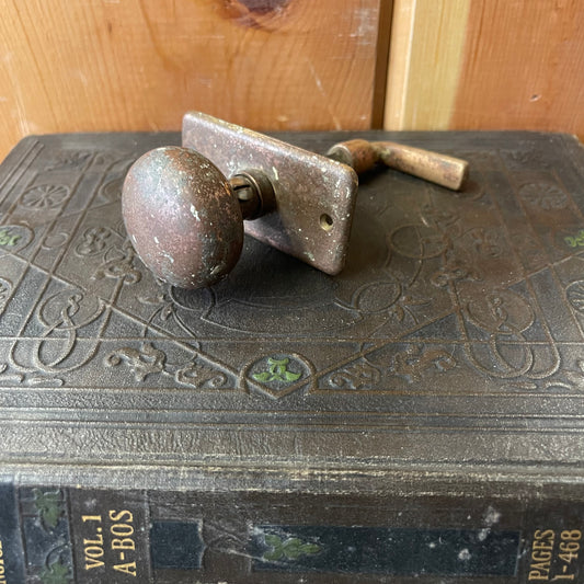 Antique Screen Doorknob Set