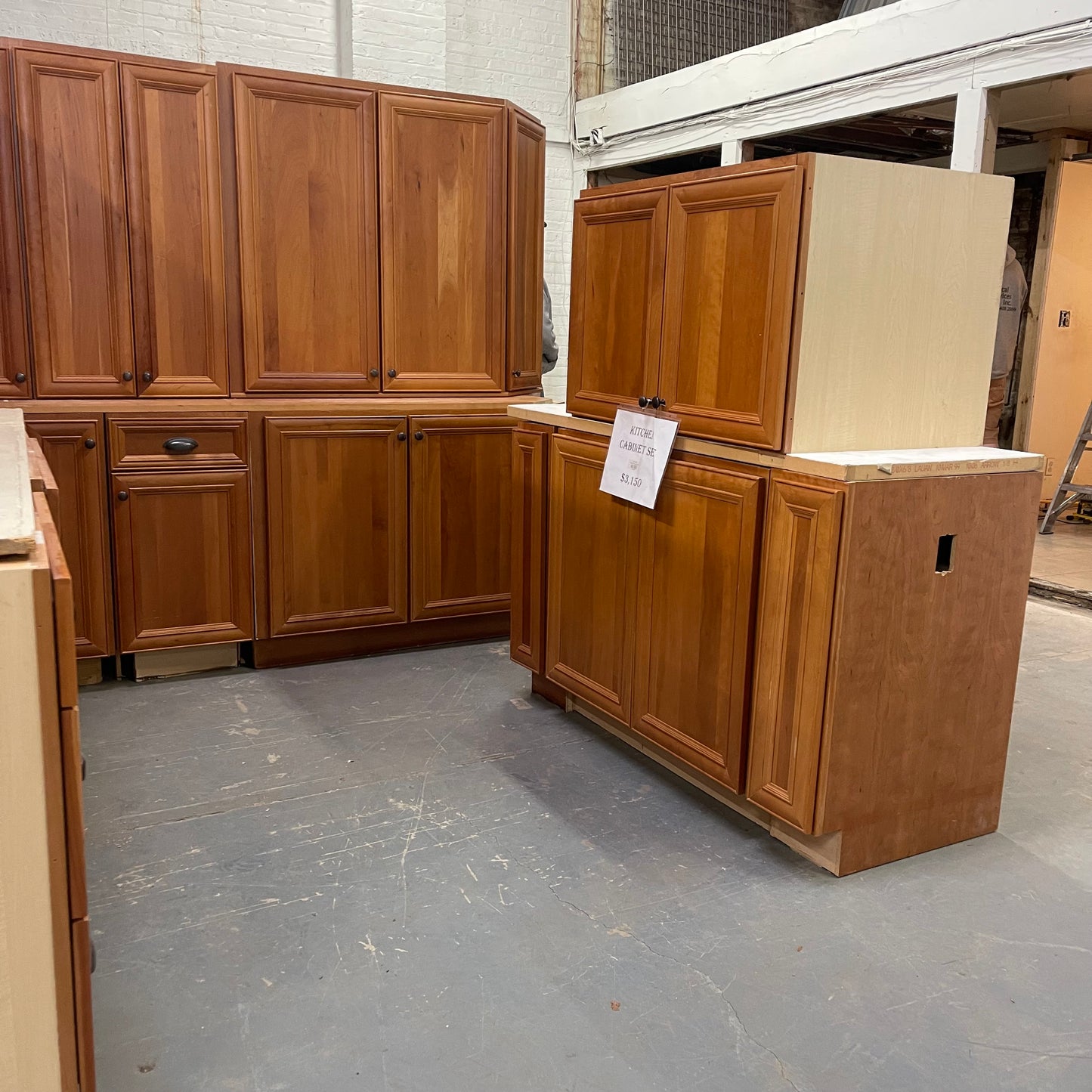 17 Piece Cabinet Set