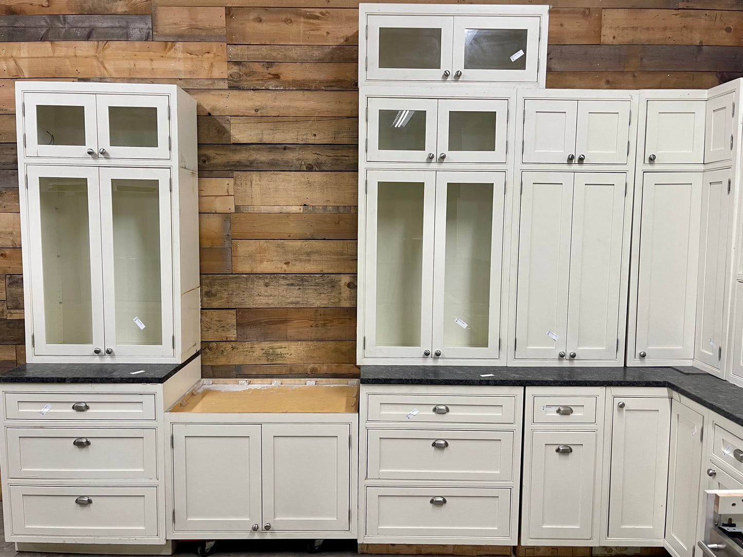 Off White Kitchen Cabinet Set with Island