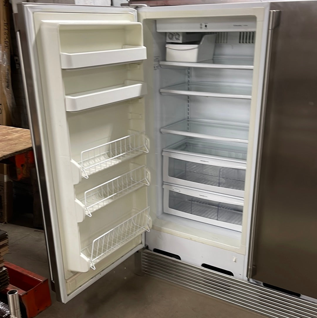 Electrolux Fridge/Freezer Set