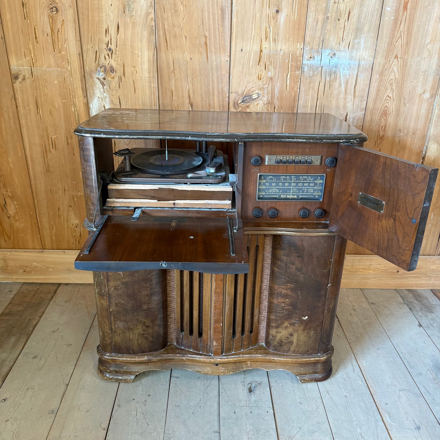 Vintage RCA Victrola