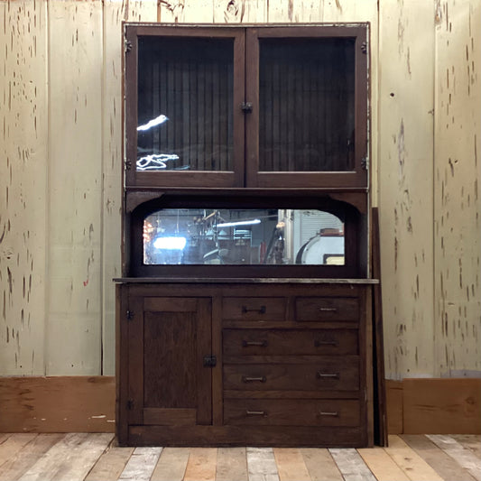 Antique Oak Built-In With Mirror