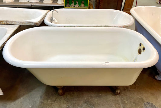 Antique Clawfoot Bathtub