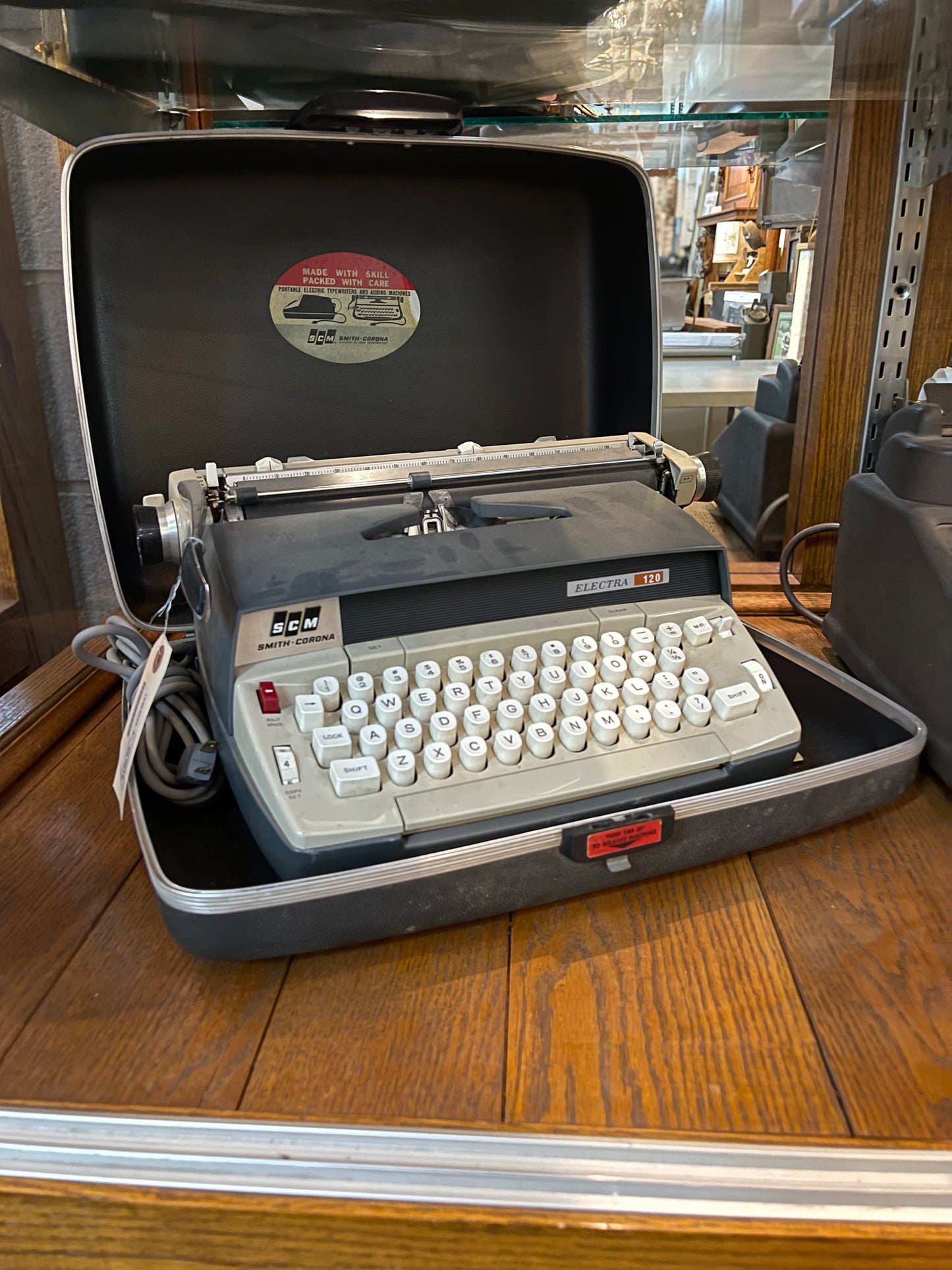 Electric Typwriter