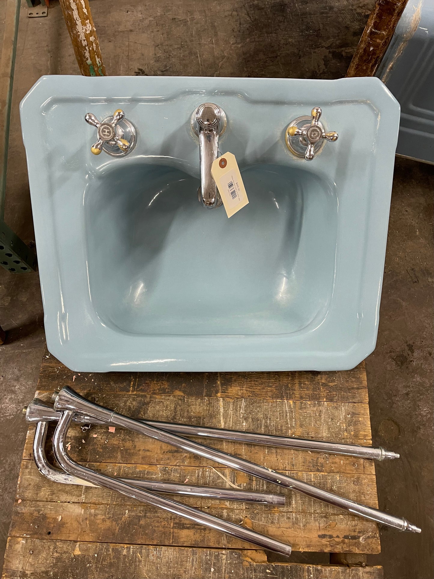 1930s Standard Wall Sink With Legs