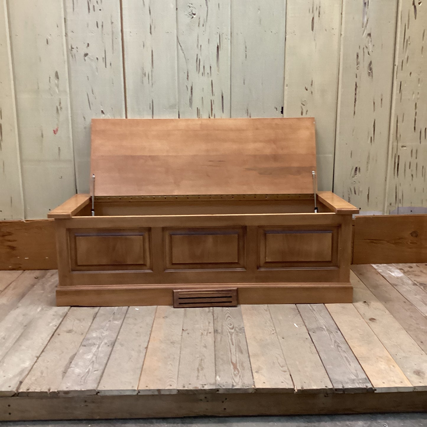 Solid Maple Window Seat