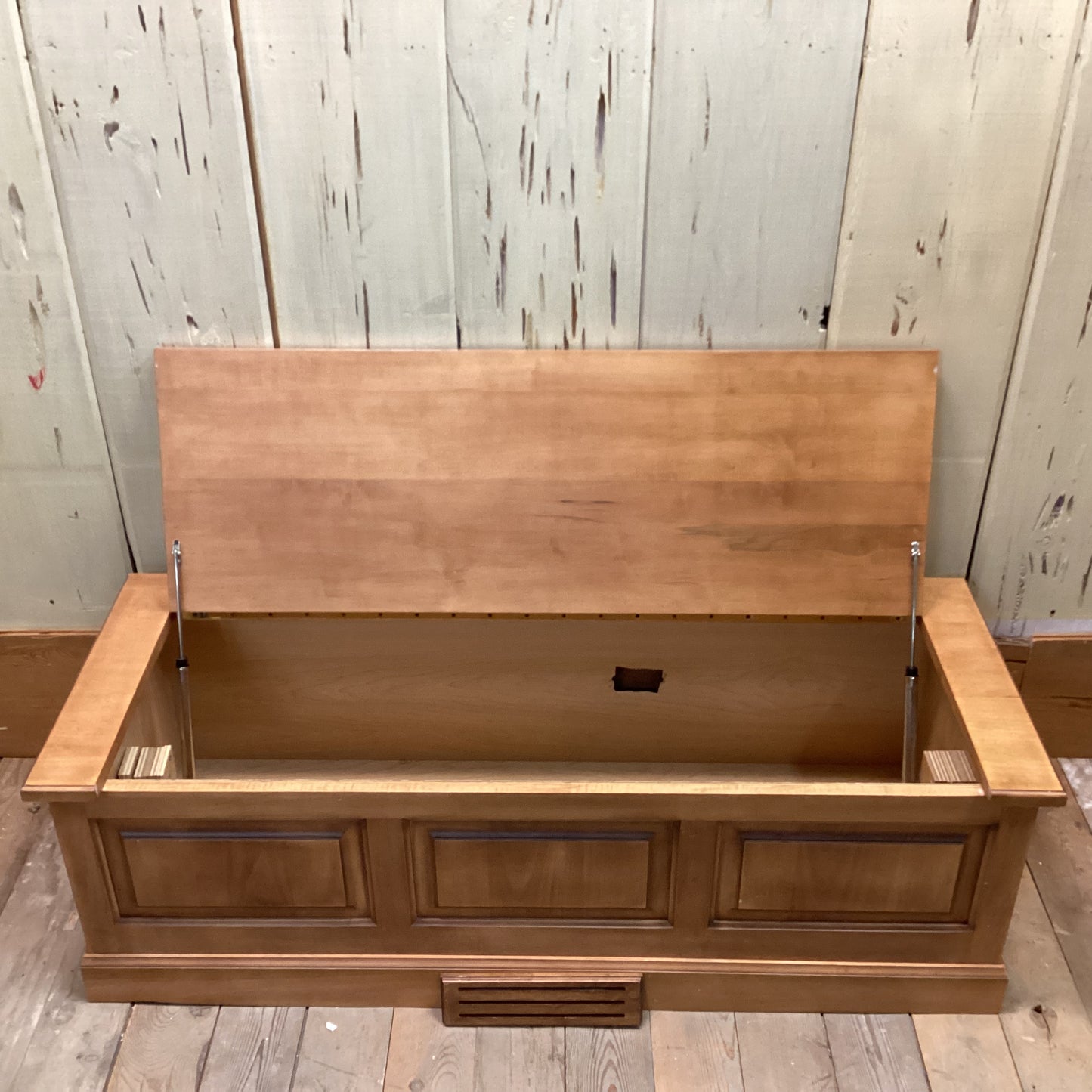 Solid Maple Window Seat