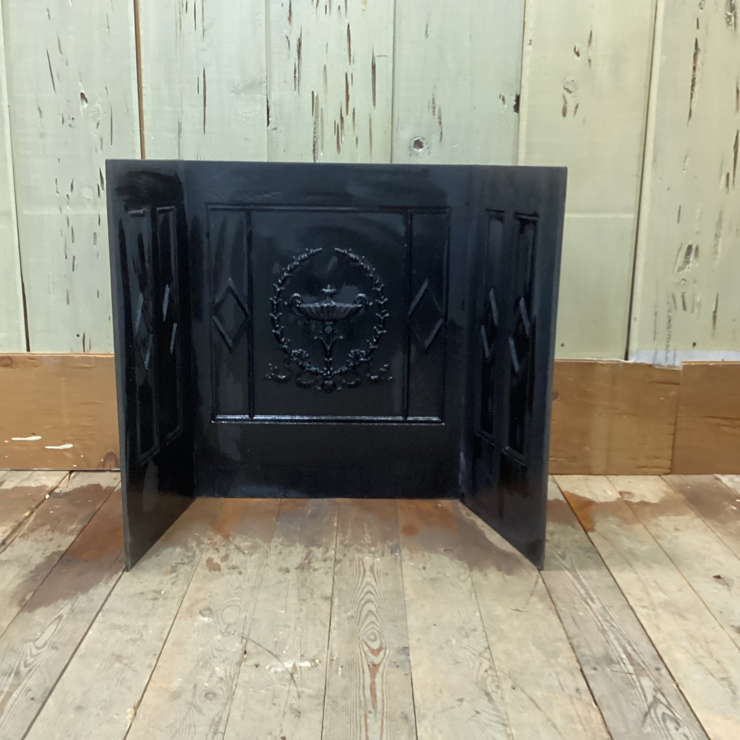 Decorative Antique Cast Iron Fireplace Walls