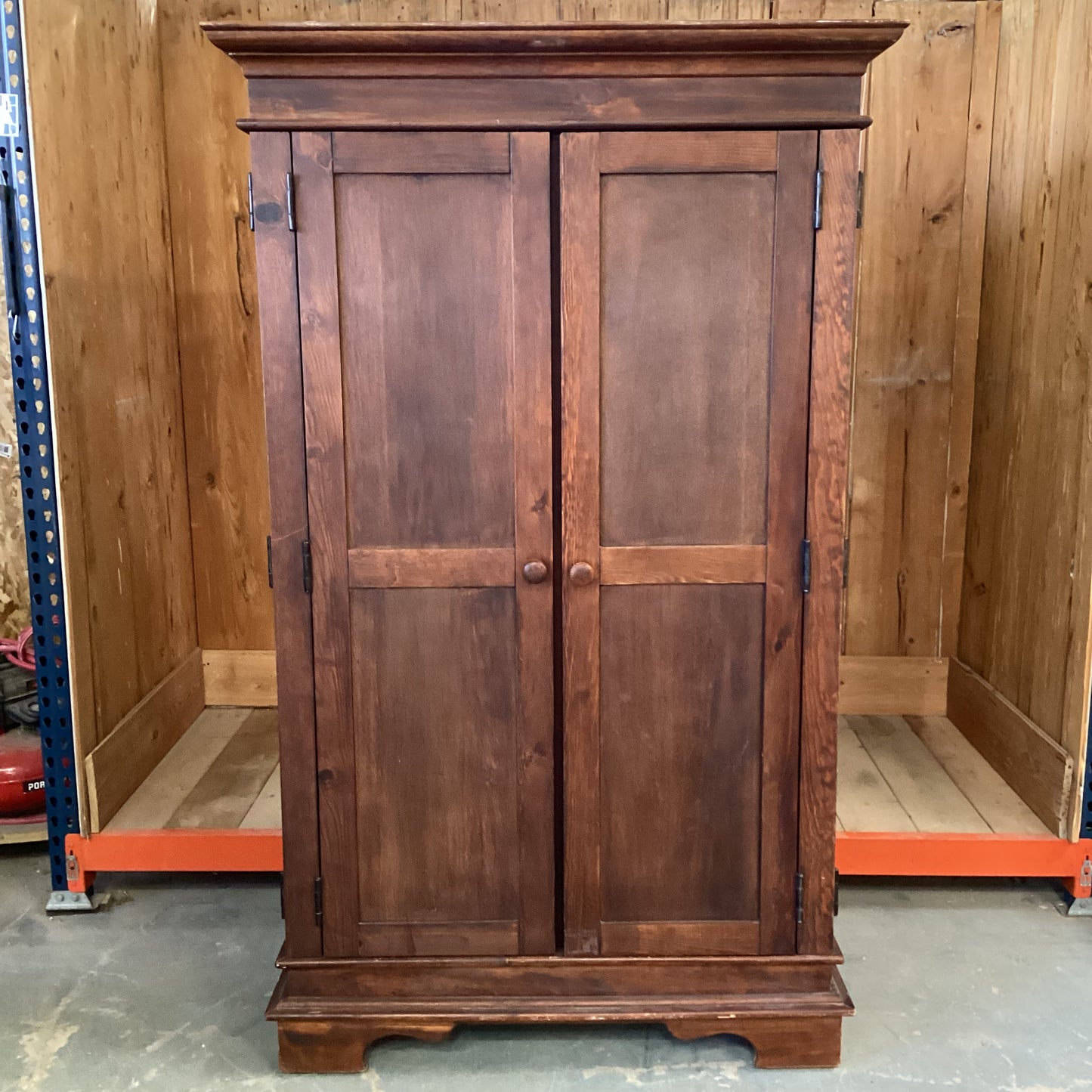 Armoire